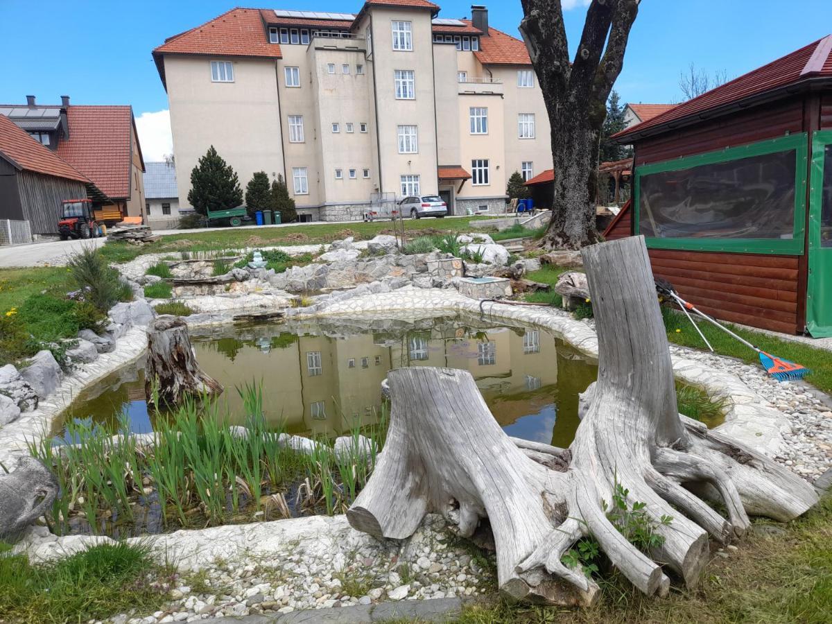 Apartments And Rooms Kod Eli Ravna Gora Exteriér fotografie